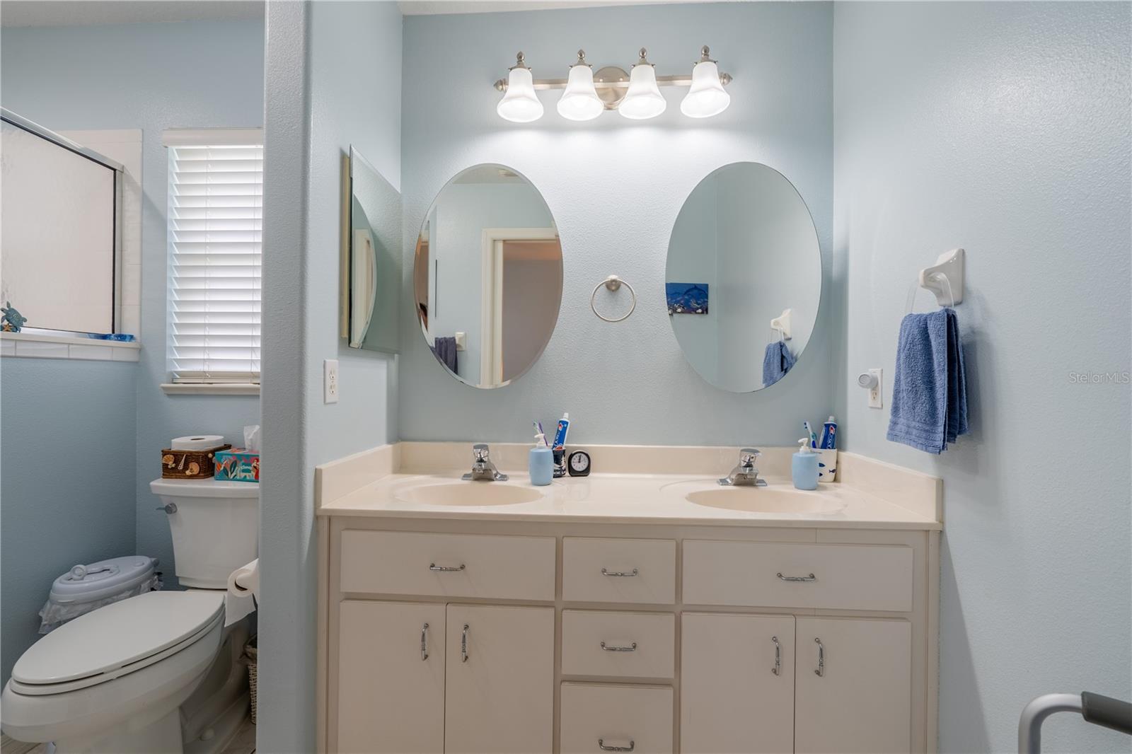 Image 18 of 41 For 6210 Sailboat Avenue