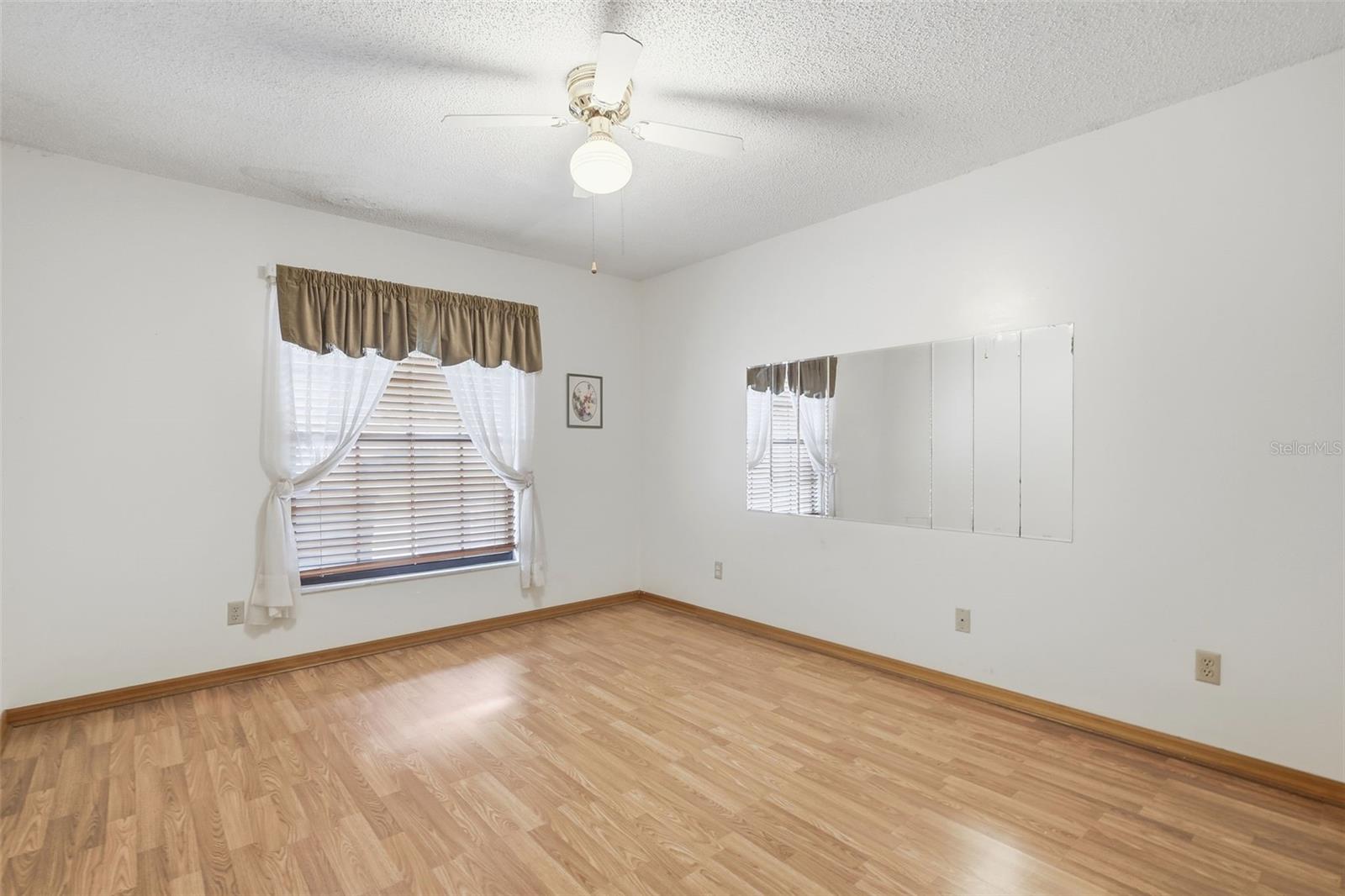 Image 22 of 37 For 2332 Salem Drive