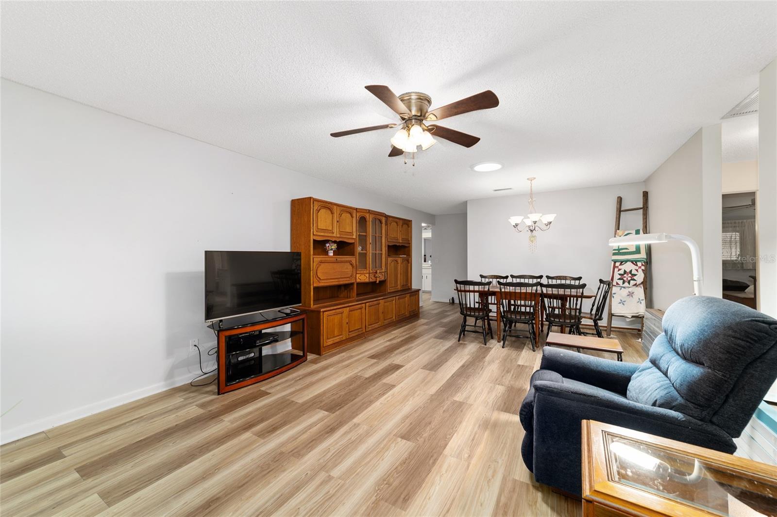 Image 13 of 55 For 8569 92nd Lane E