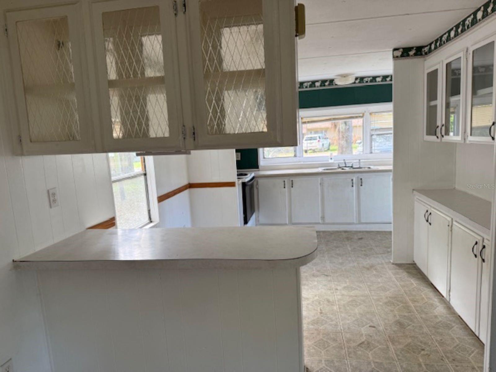 Image 3 of 10 For 10395 159th Street