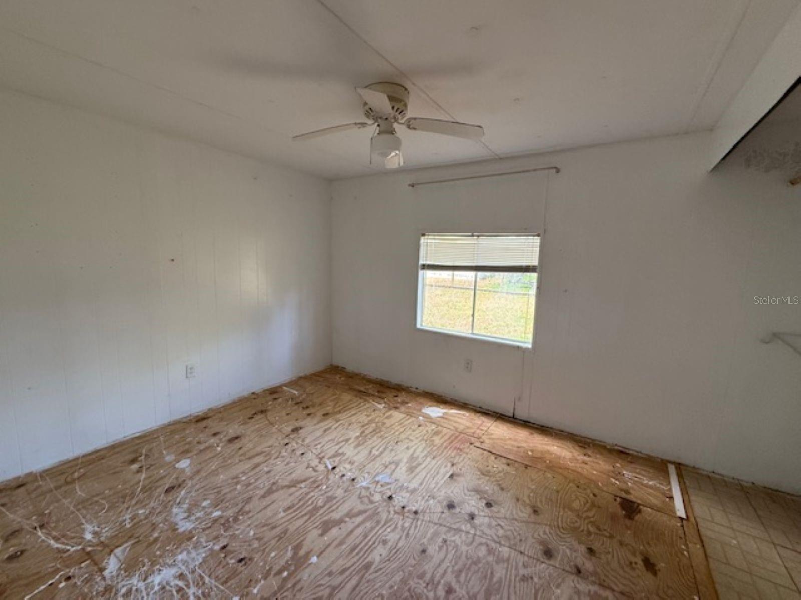 Image 8 of 10 For 10395 159th Street