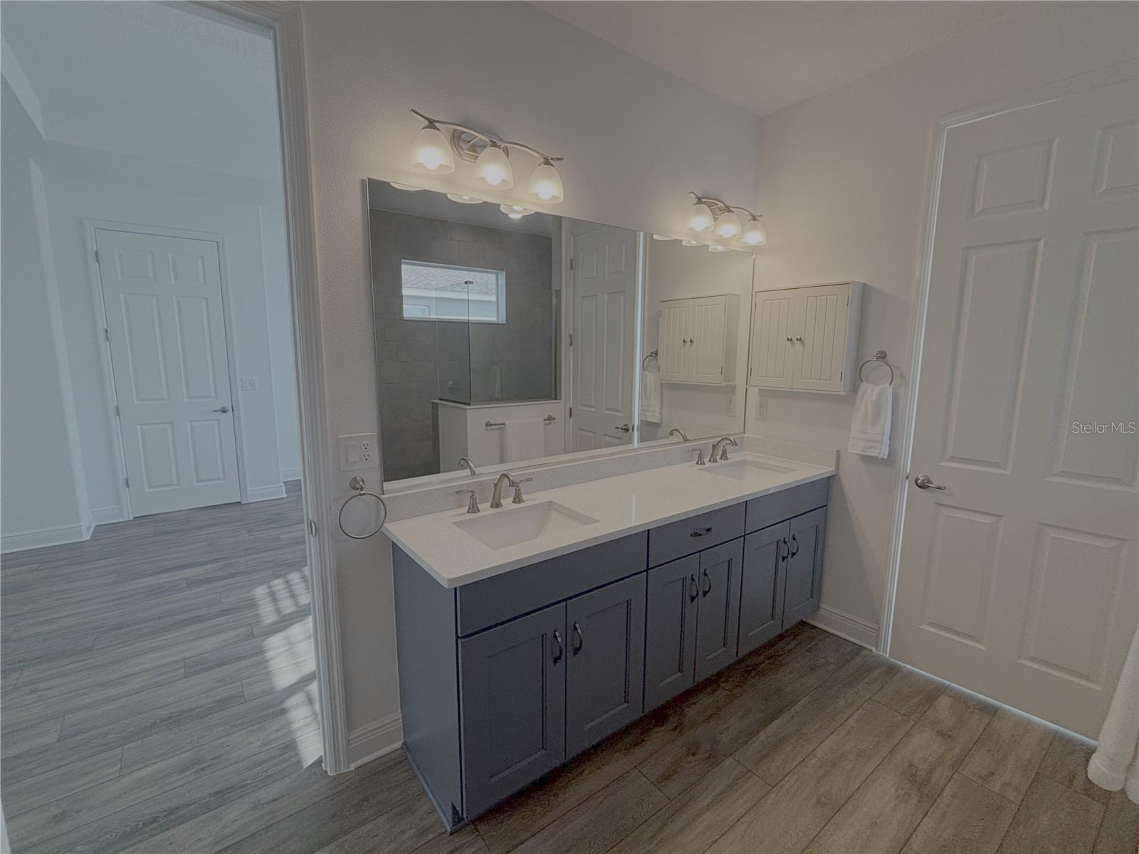 Image 18 of 41 For 9764 81st Lane