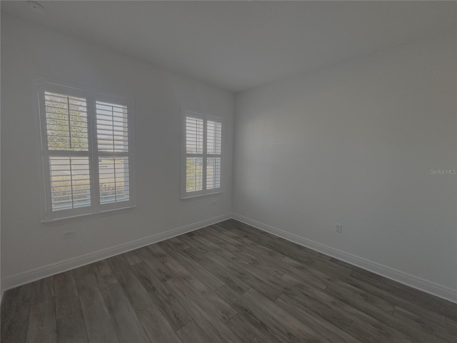 Image 32 of 41 For 9764 81st Lane