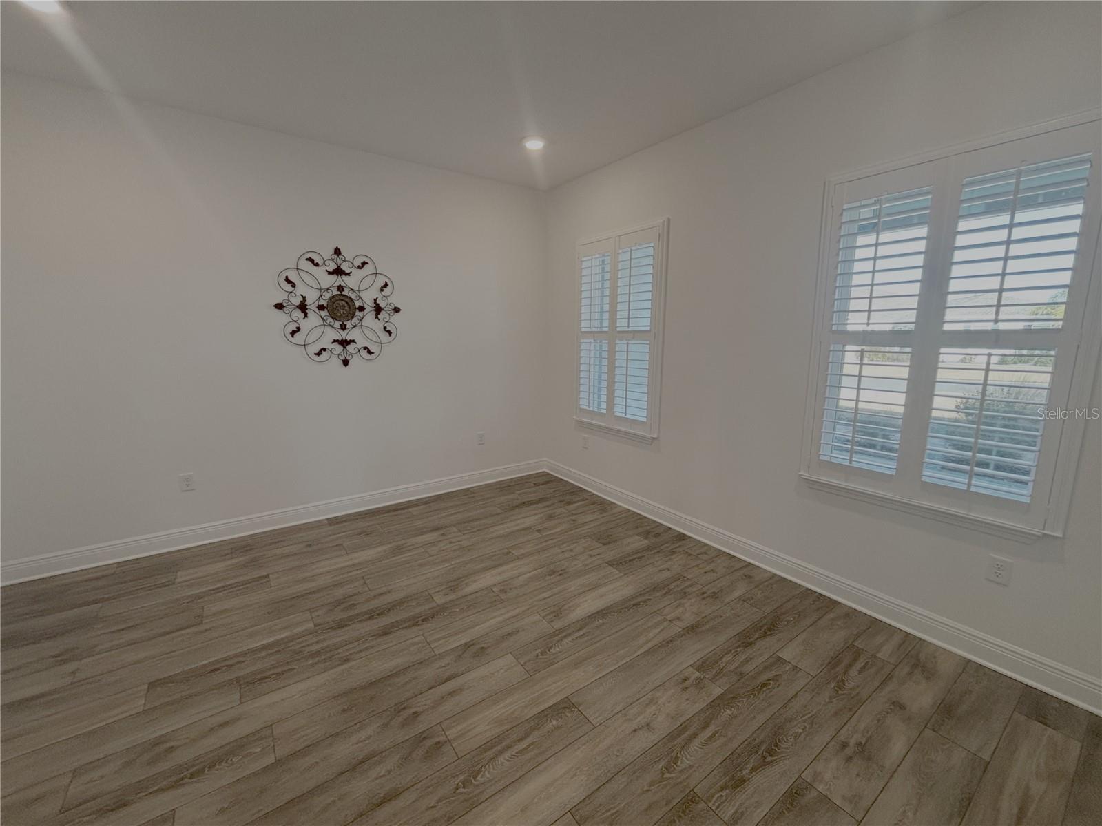 Image 33 of 41 For 9764 81st Lane