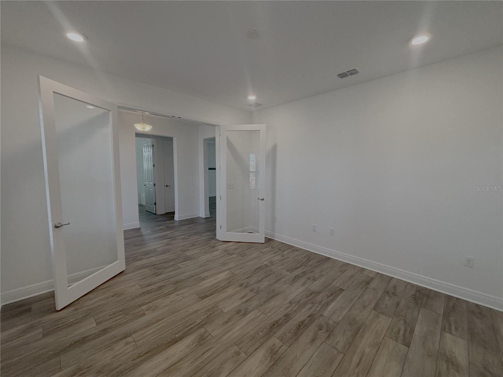 Image 34 of 41 For 9764 81st Lane