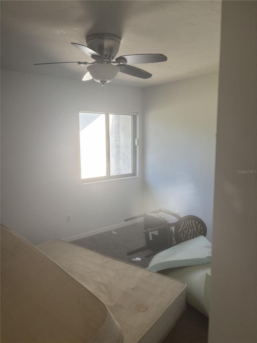 Image 5 of 11 For 1615 38th Terrace