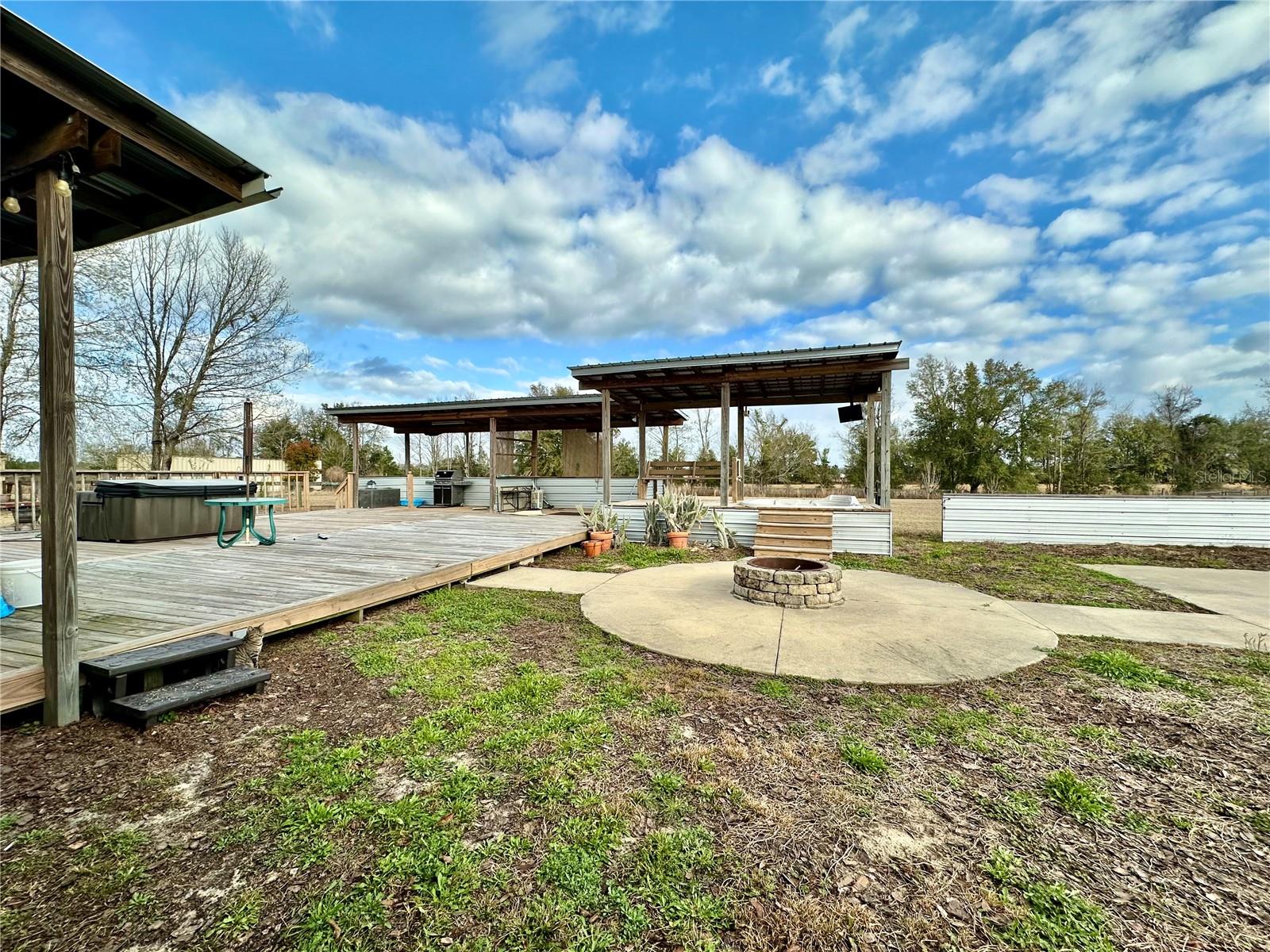 Image 11 of 30 For 237 Baron Glen