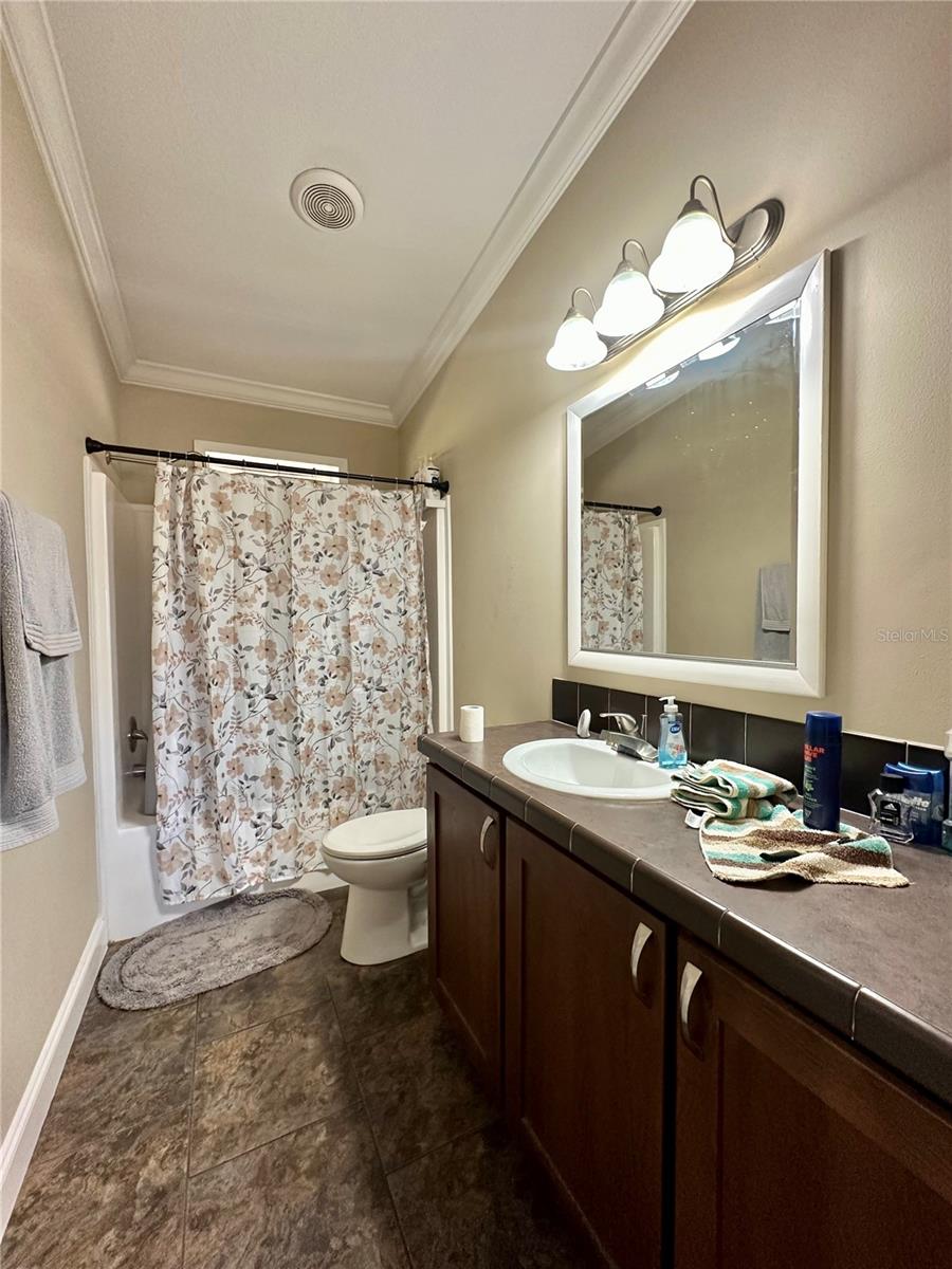 Image 22 of 30 For 237 Baron Glen