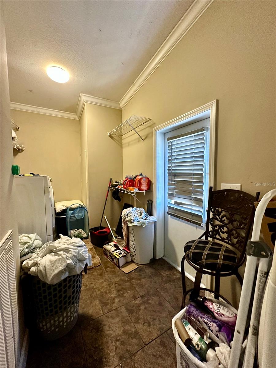 Image 26 of 30 For 237 Baron Glen