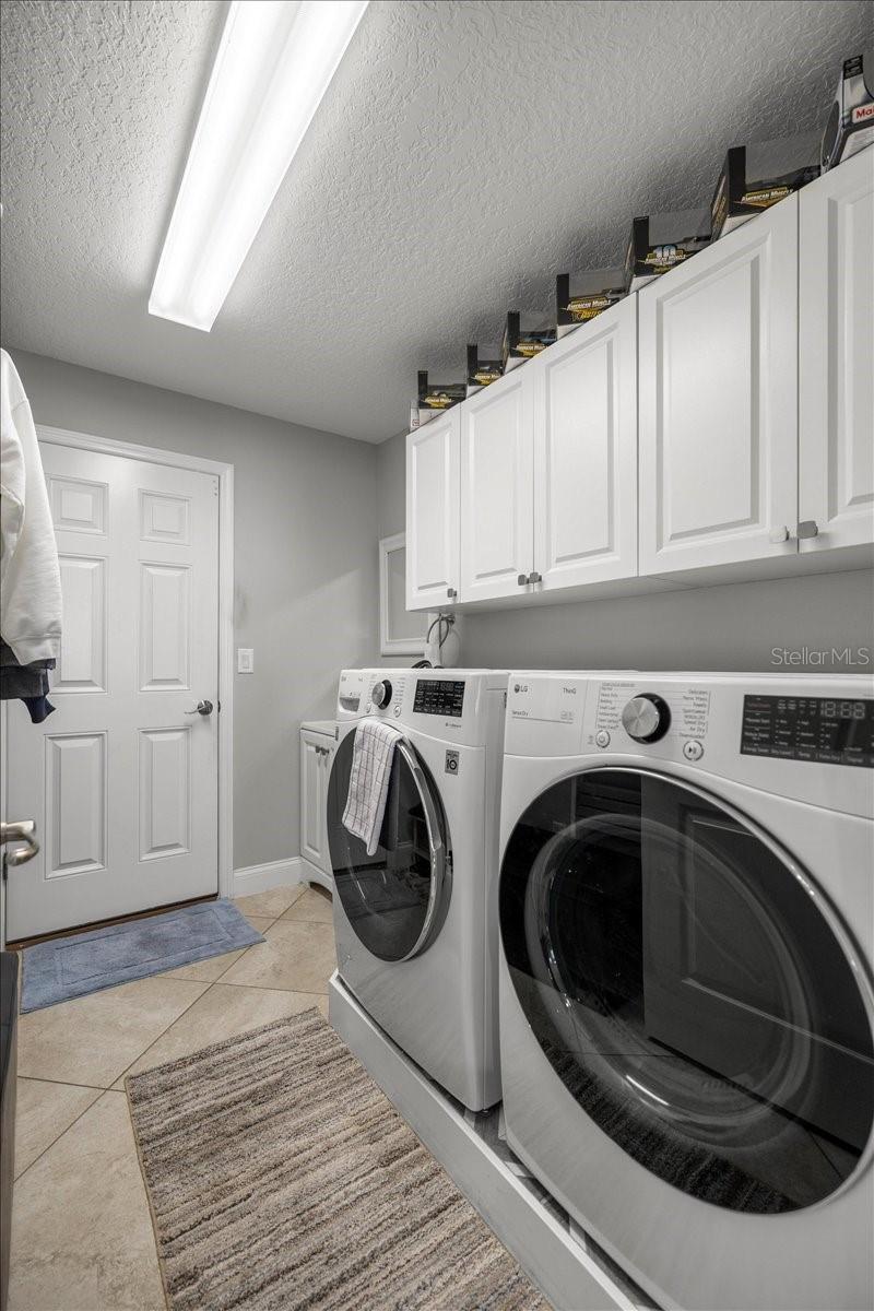 Image 26 of 41 For 9957 55th Avenue Road