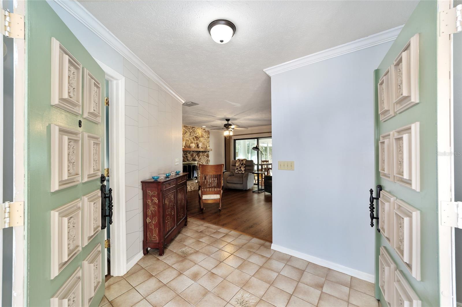 Image 10 of 54 For 790 Fresno Avenue