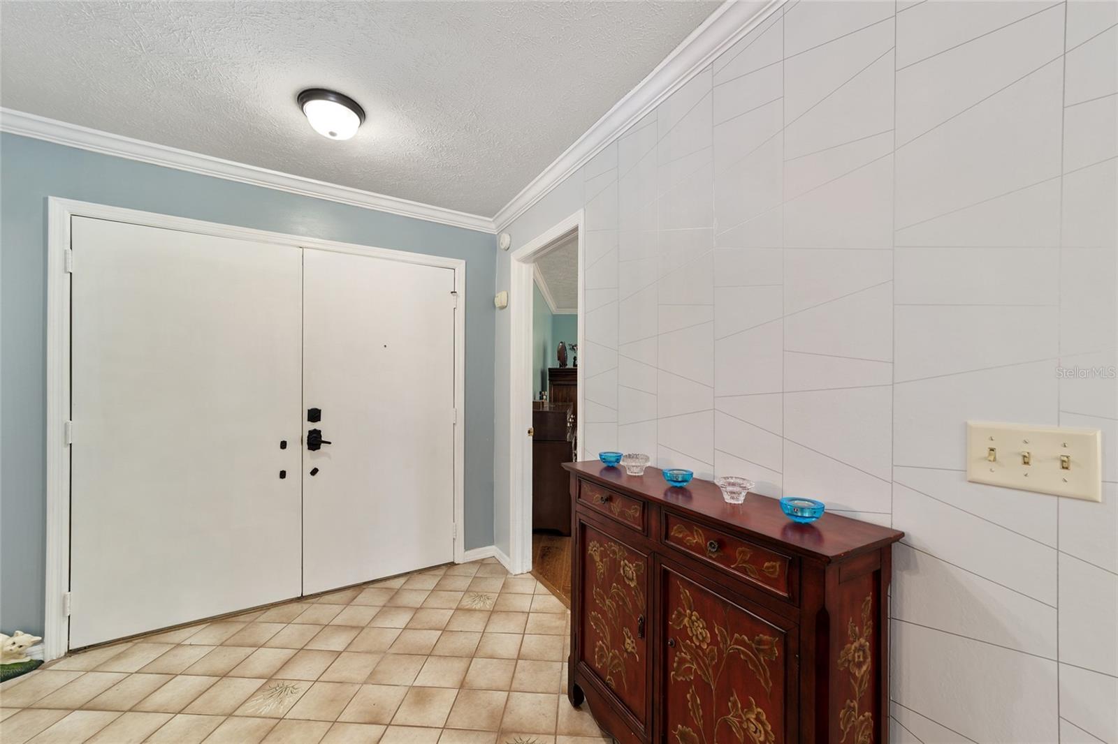 Image 11 of 54 For 790 Fresno Avenue