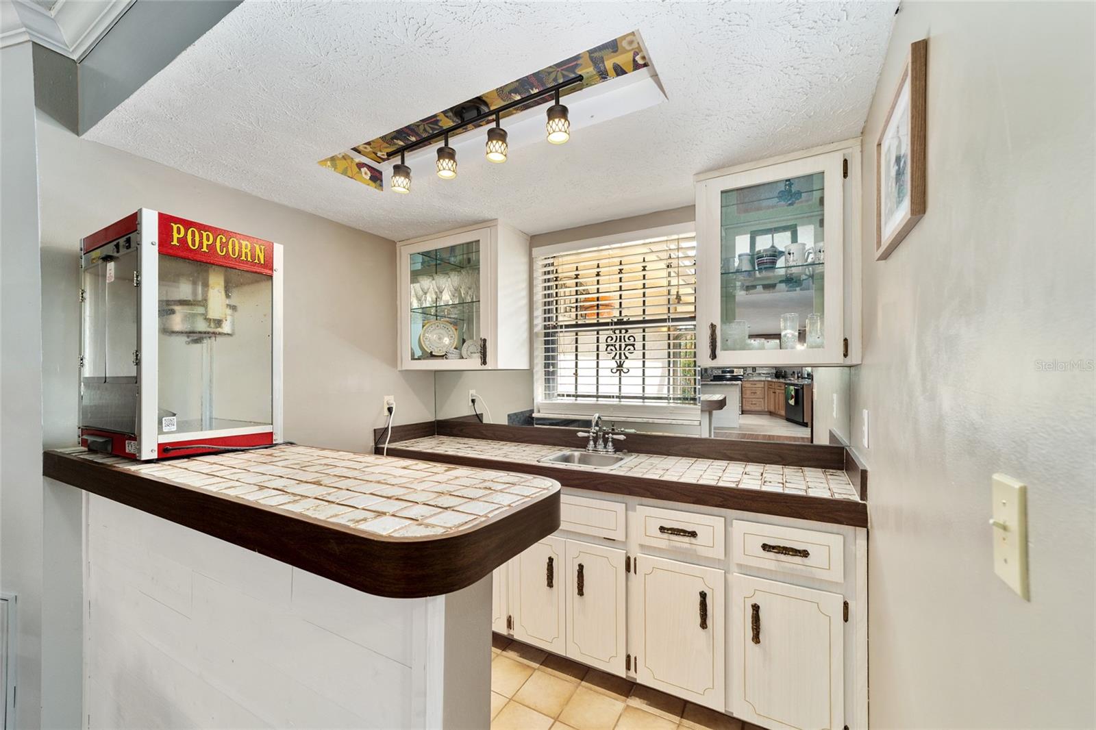 Image 25 of 54 For 790 Fresno Avenue