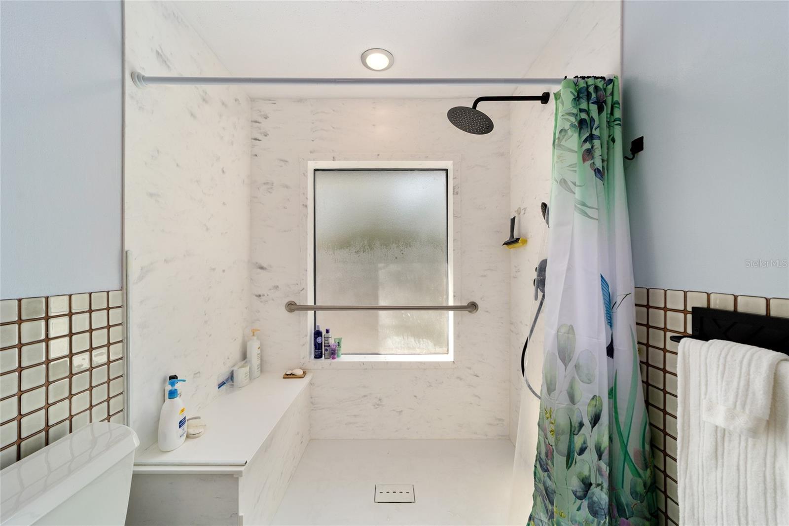 Image 28 of 54 For 790 Fresno Avenue