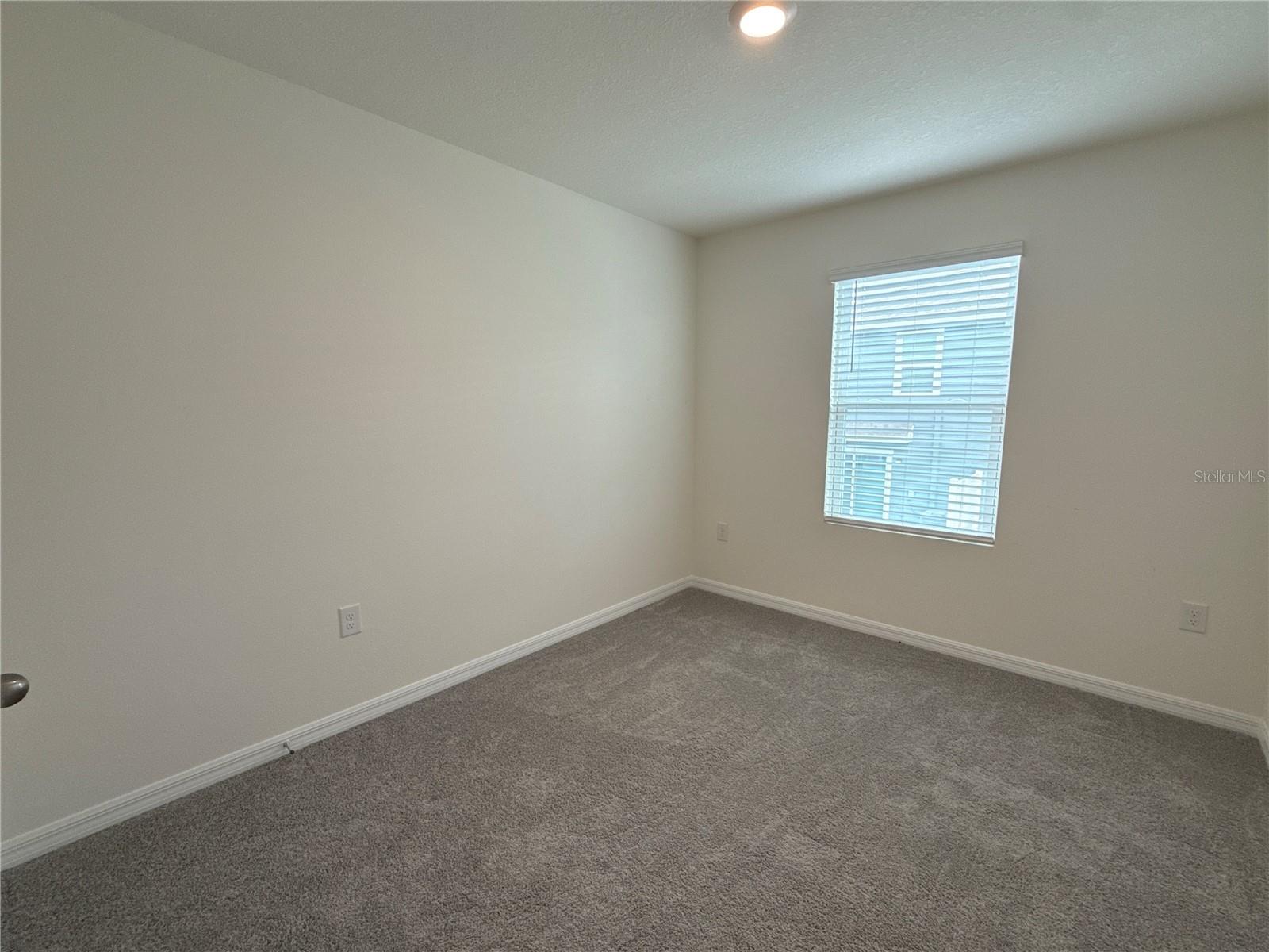 Image 13 of 20 For 6670 81st Loop