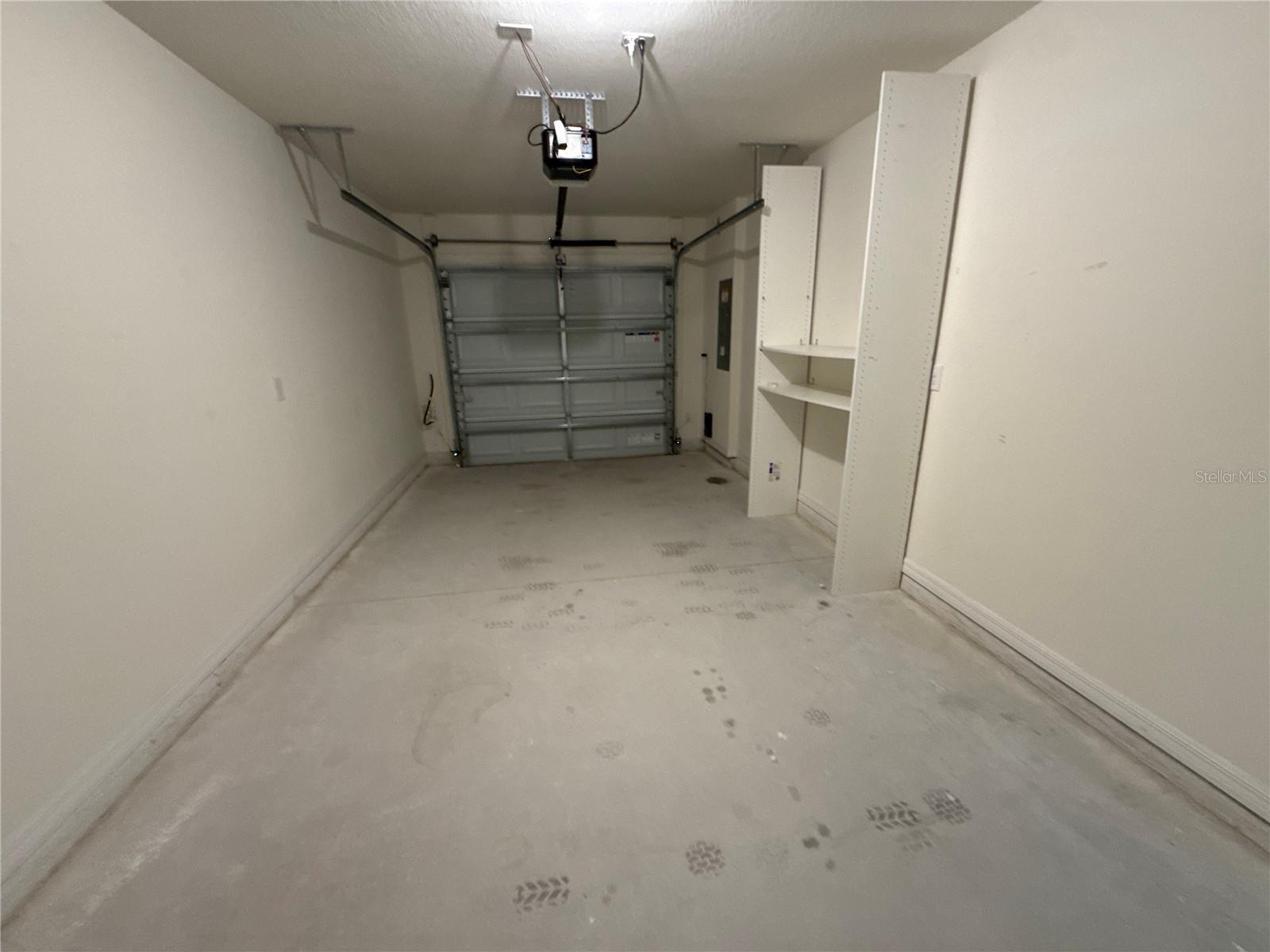 Image 19 of 20 For 6670 81st Loop