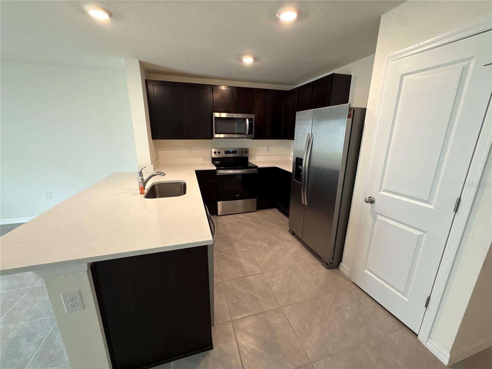 Image 6 of 20 For 6670 81st Loop