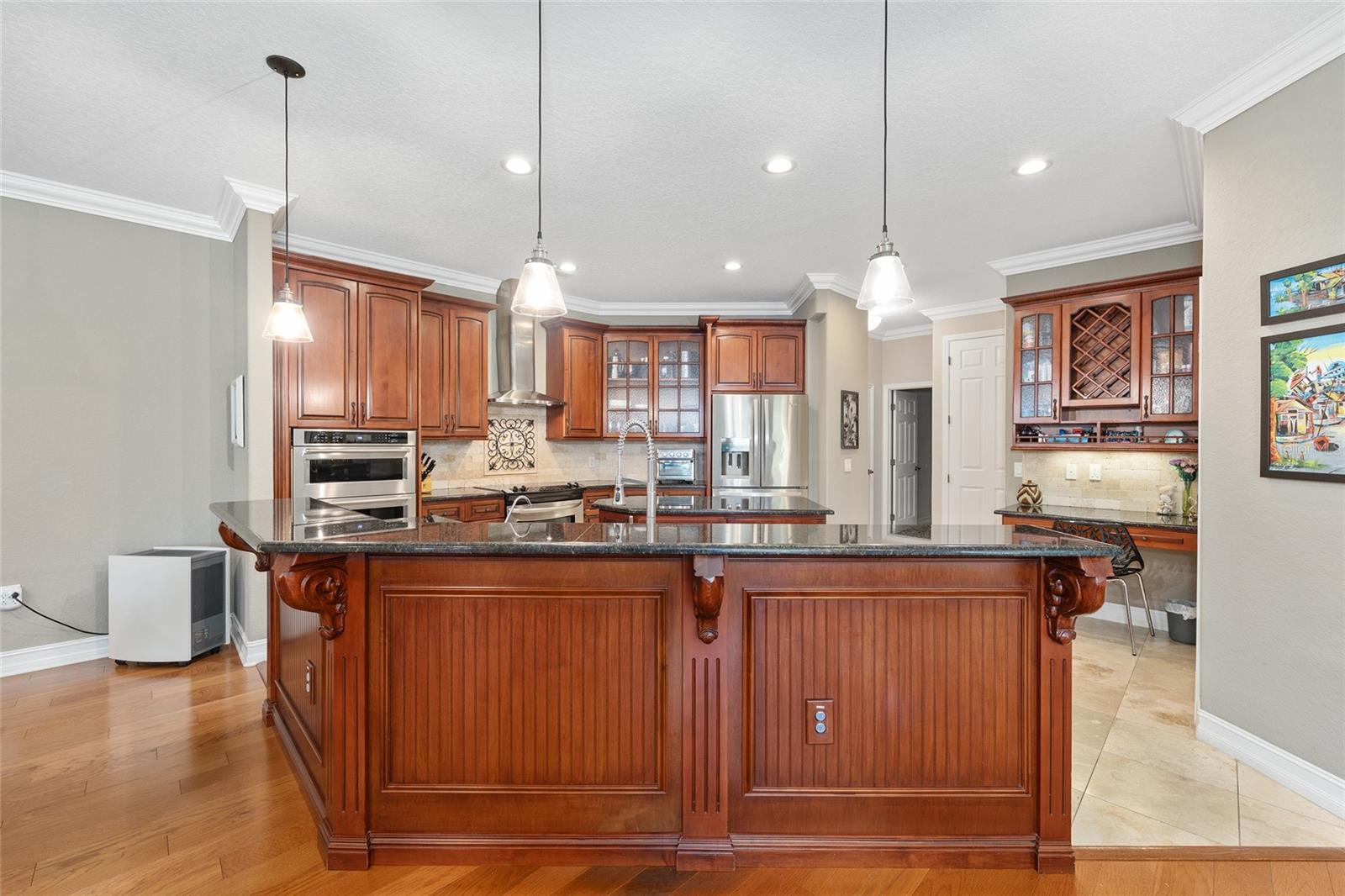 Image 19 of 60 For 898 Liberty Street