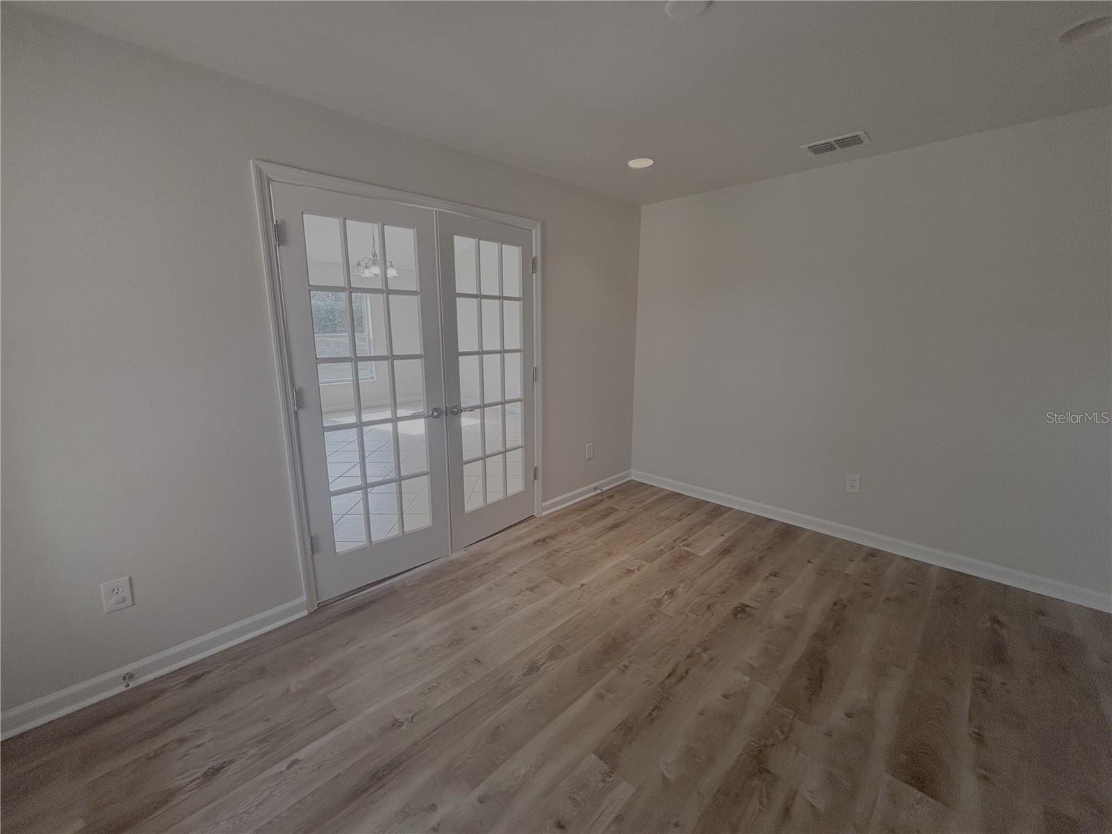 Image 20 of 29 For 4194 47th Court