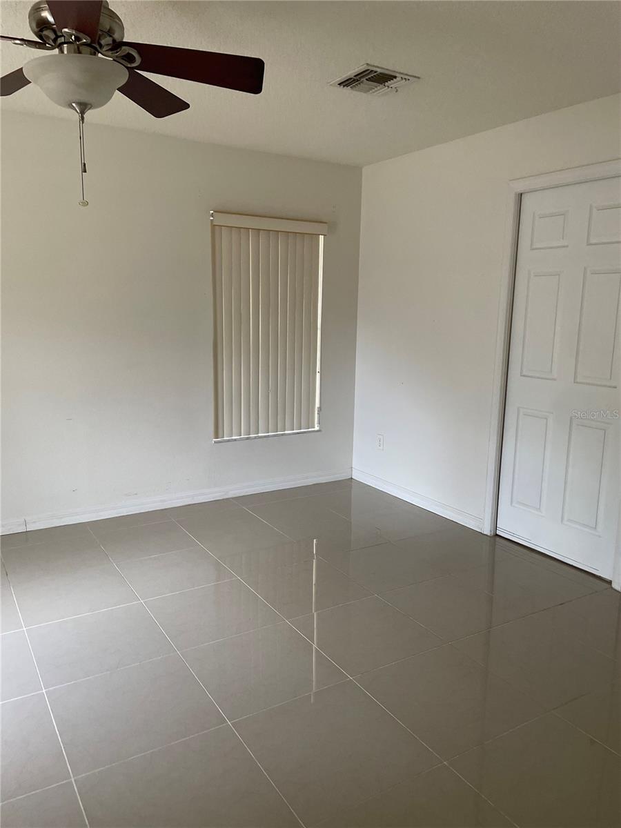 Image 12 of 21 For 15650 90th Terrace