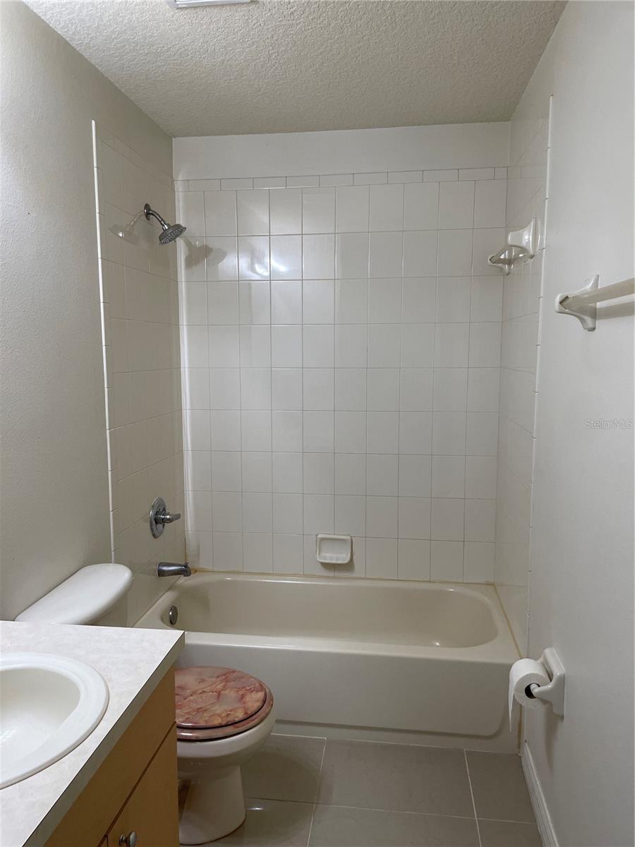 Image 13 of 21 For 15650 90th Terrace