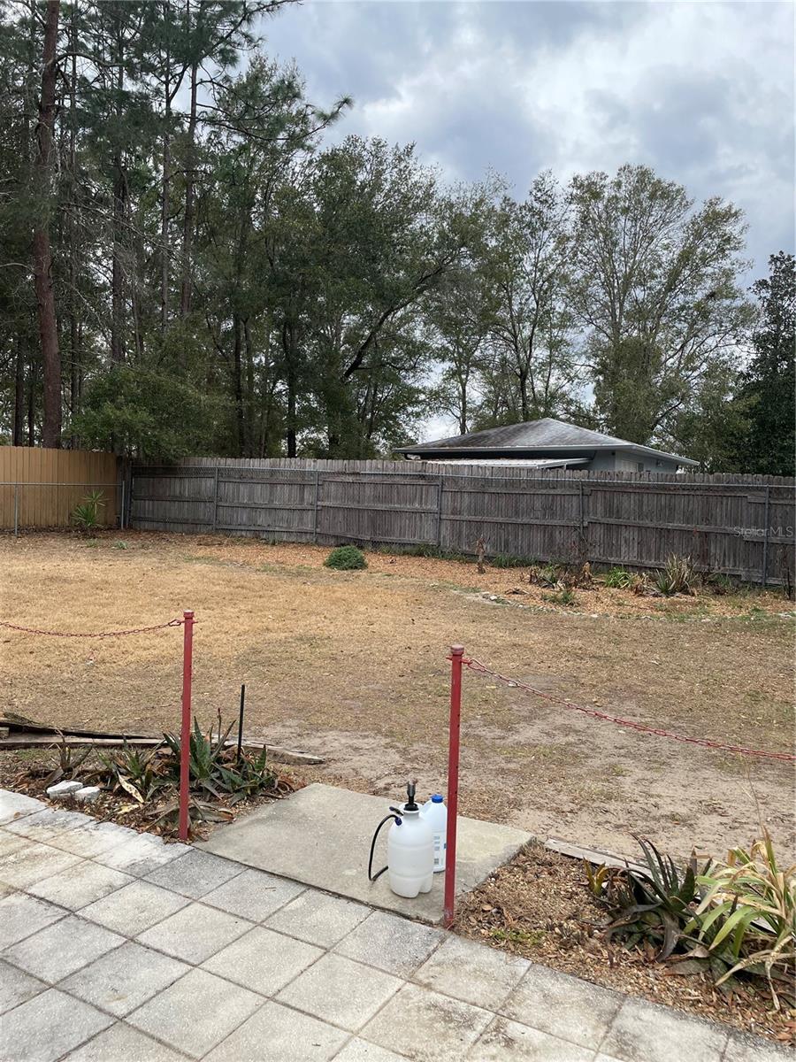 Image 16 of 21 For 15650 90th Terrace