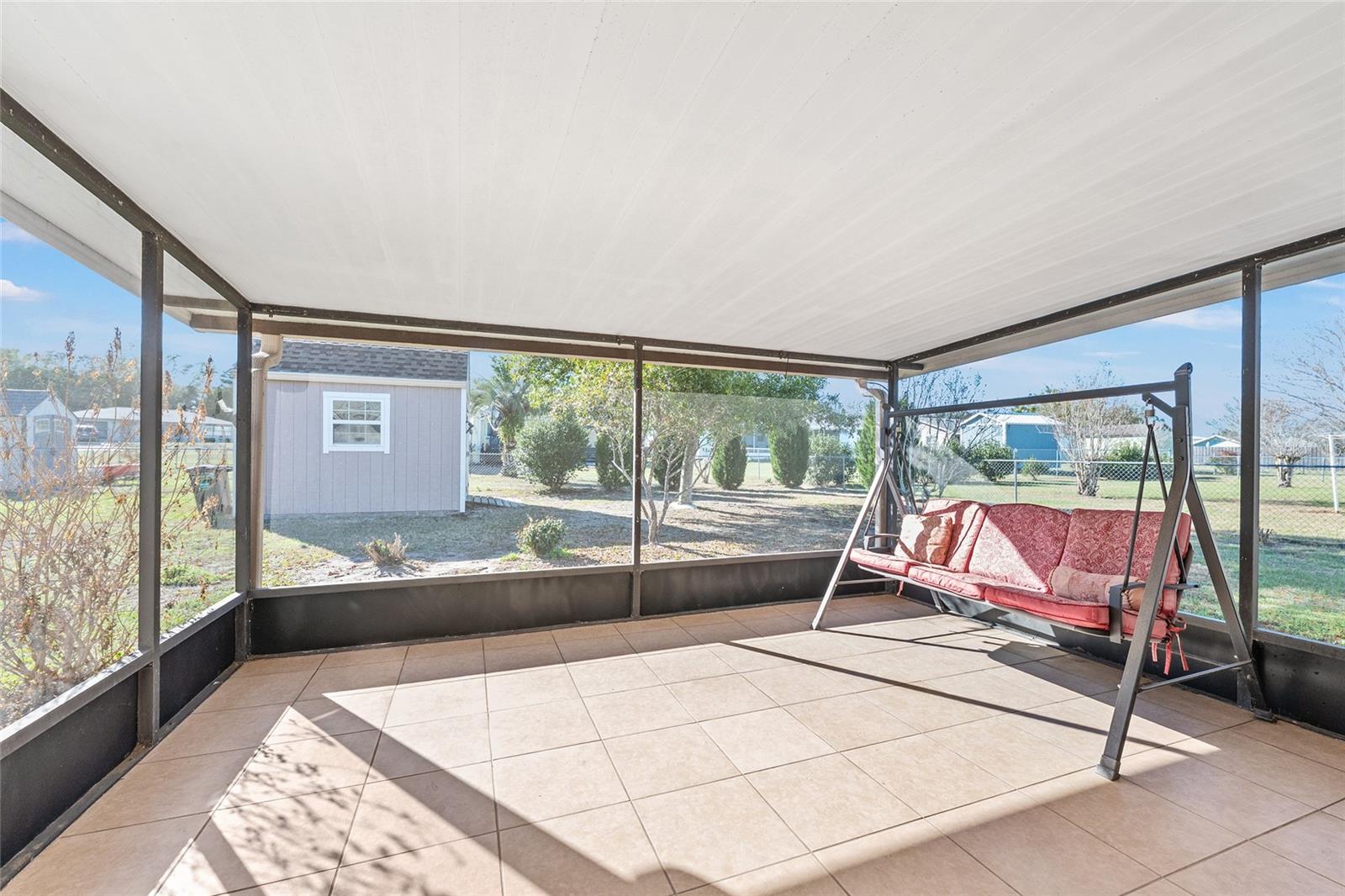 Image 33 of 48 For 10890 73rd Court