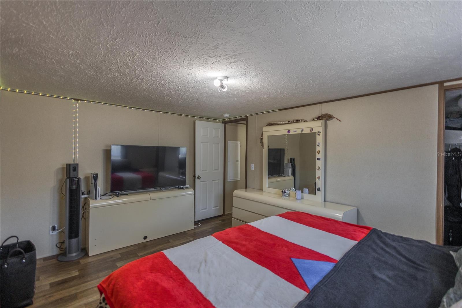 Image 11 of 28 For 6170 220th Avenue