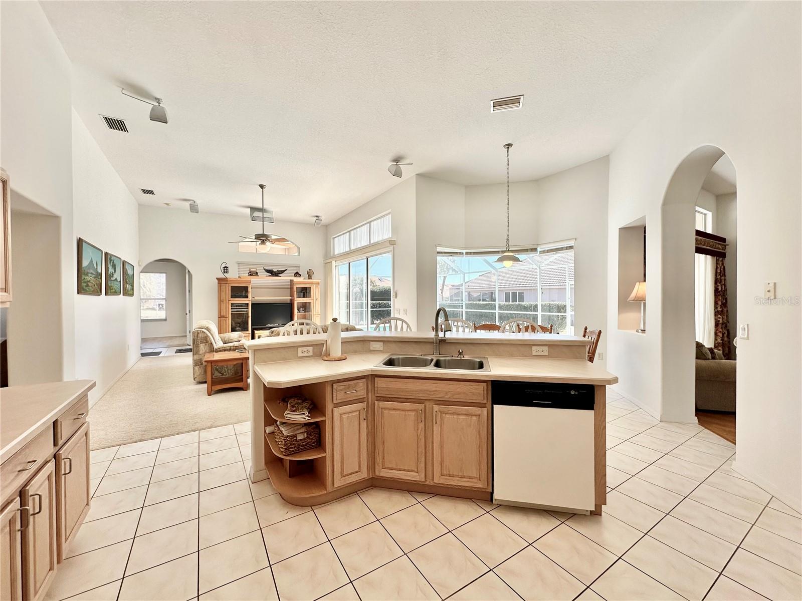 Image 21 of 39 For 1543 Killebrew Point