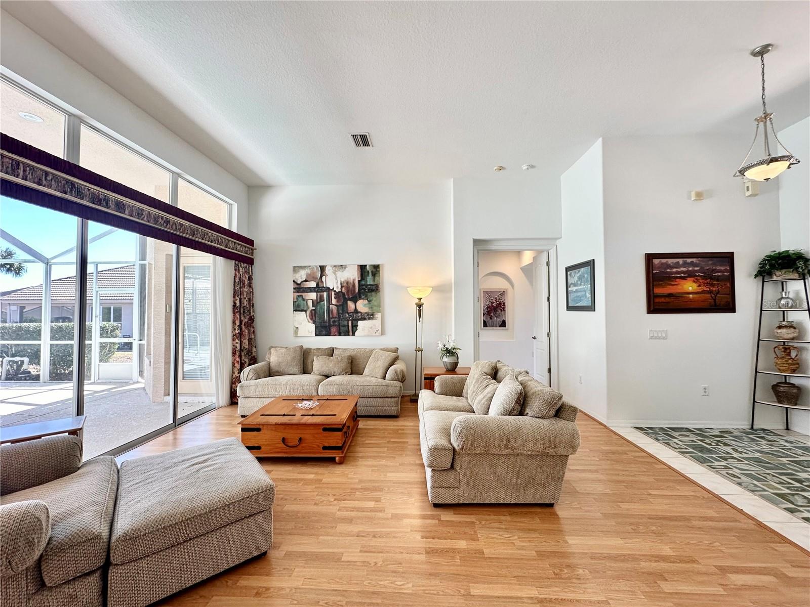 Image 4 of 39 For 1543 Killebrew Point