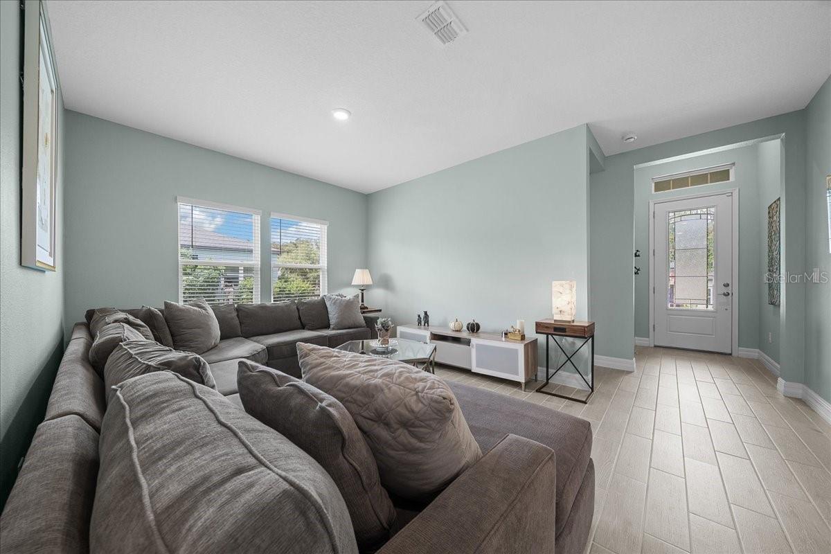 Image 41 of 83 For 1130 42nd Road