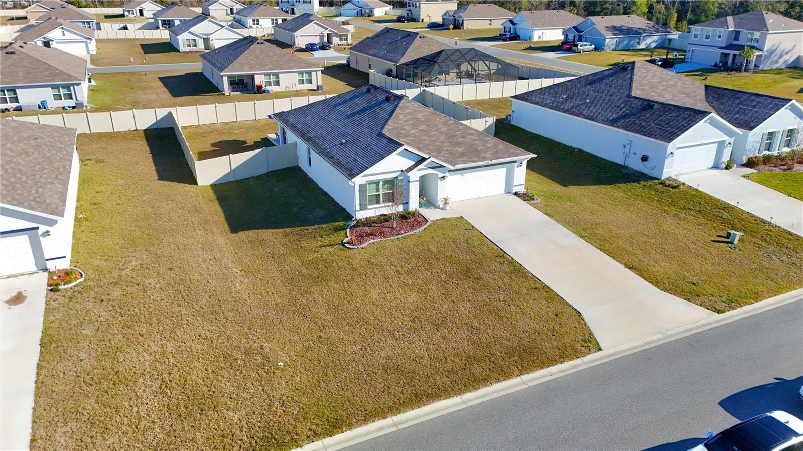 Image 4 of 27 For 6987 136th Lane