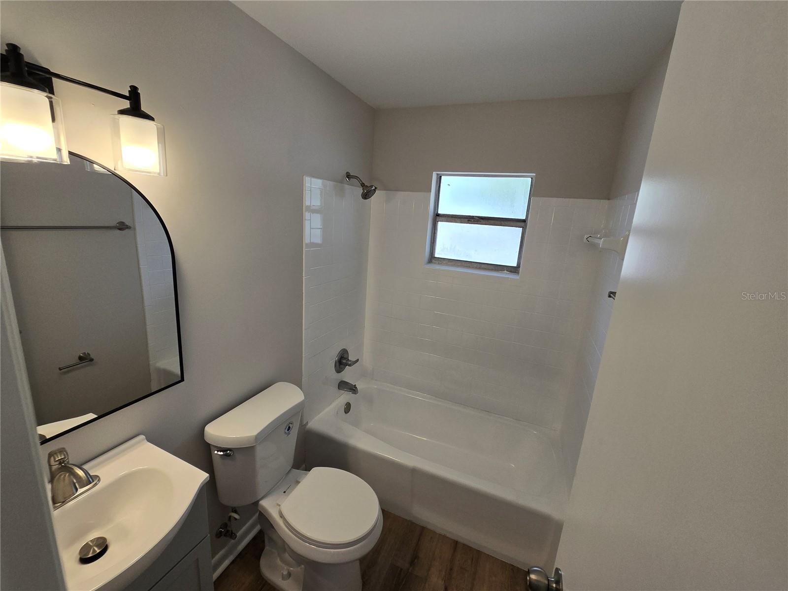 Image 16 of 30 For 2204 6th Street