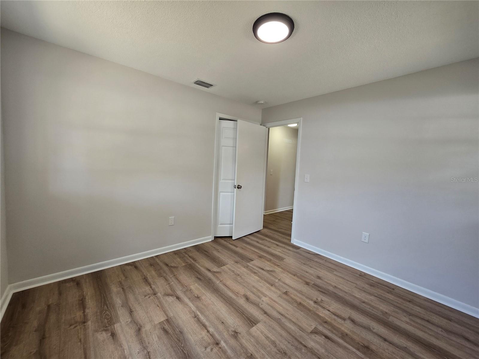 Image 19 of 30 For 2204 6th Street