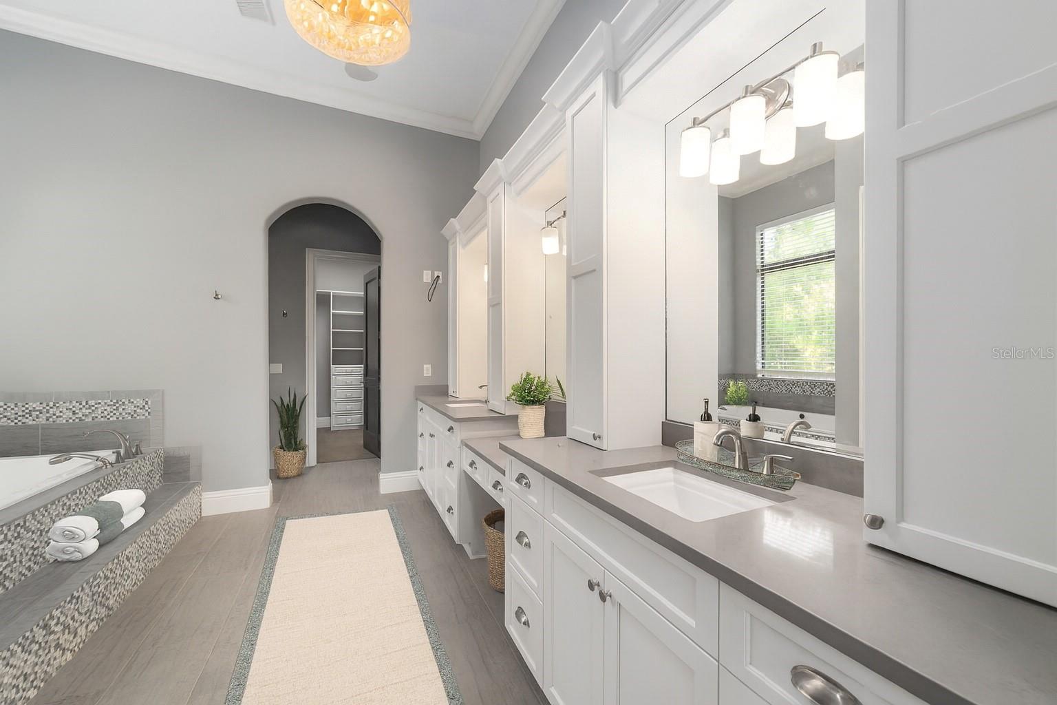 Image 20 of 60 For 1020 46th Street