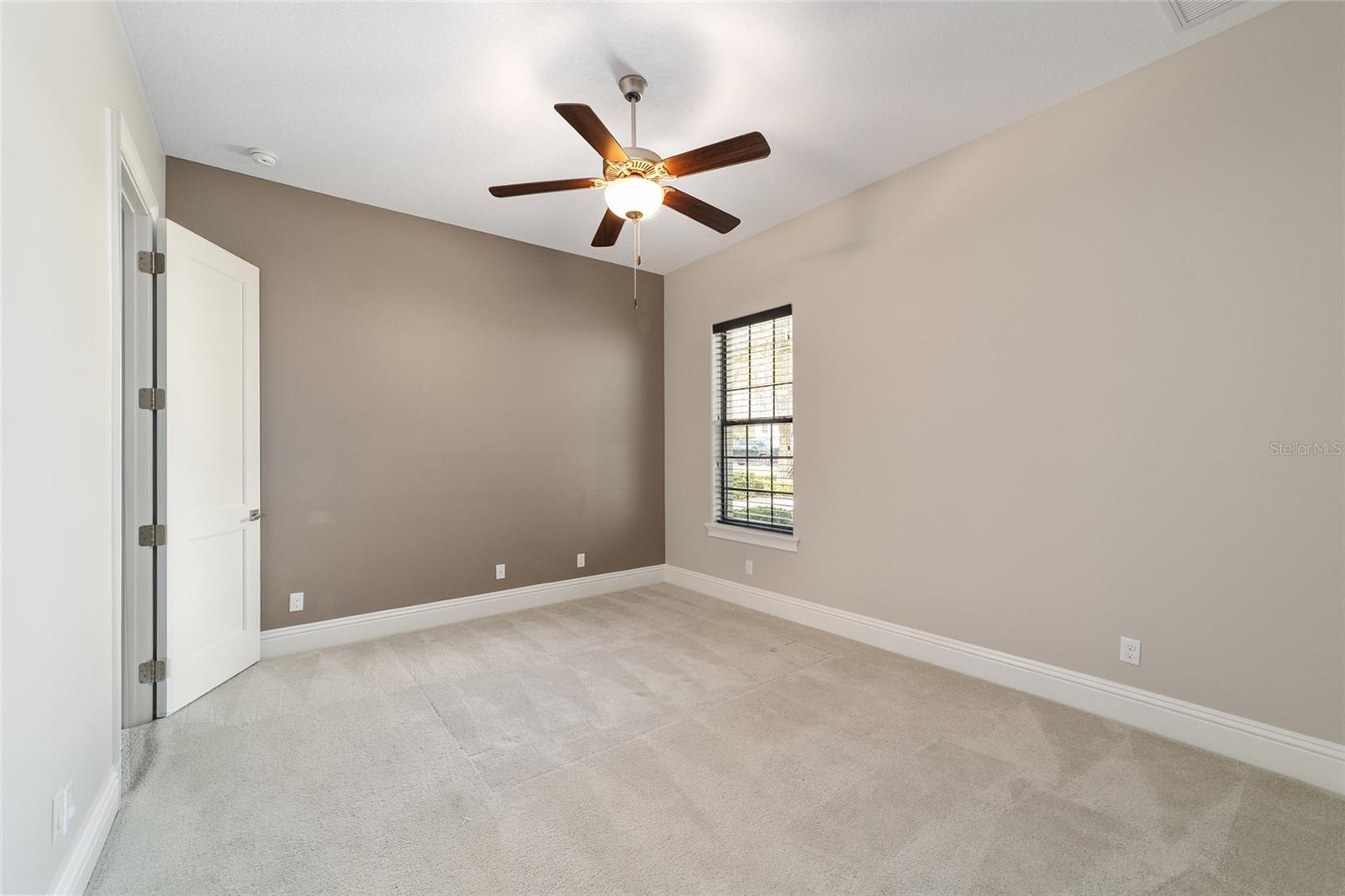 Image 36 of 60 For 1020 46th Street