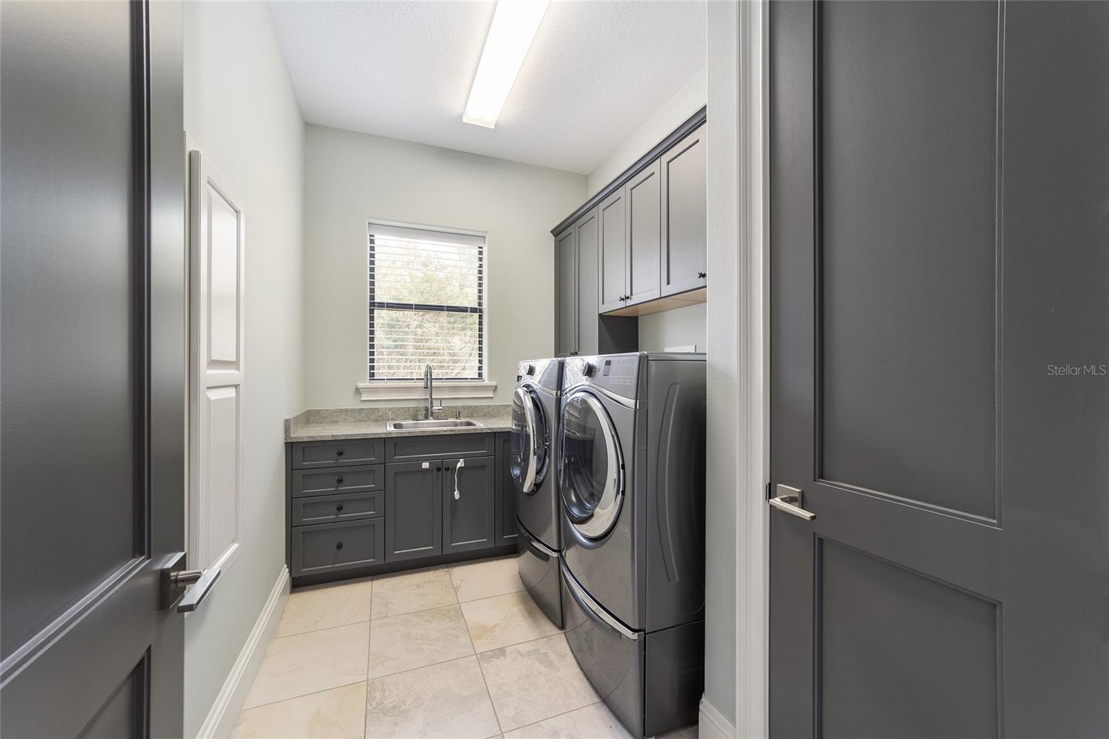 Image 40 of 60 For 1020 46th Street