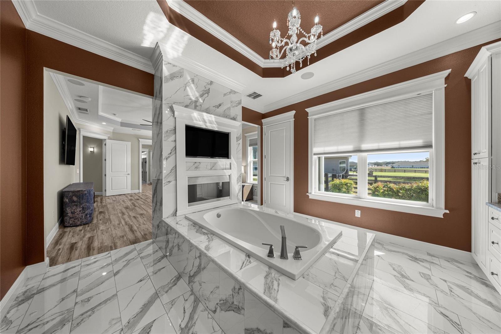 Image 23 of 64 For 1873 85th Loop