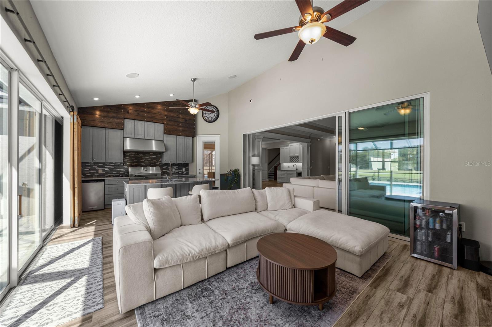 Image 48 of 64 For 1873 85th Loop