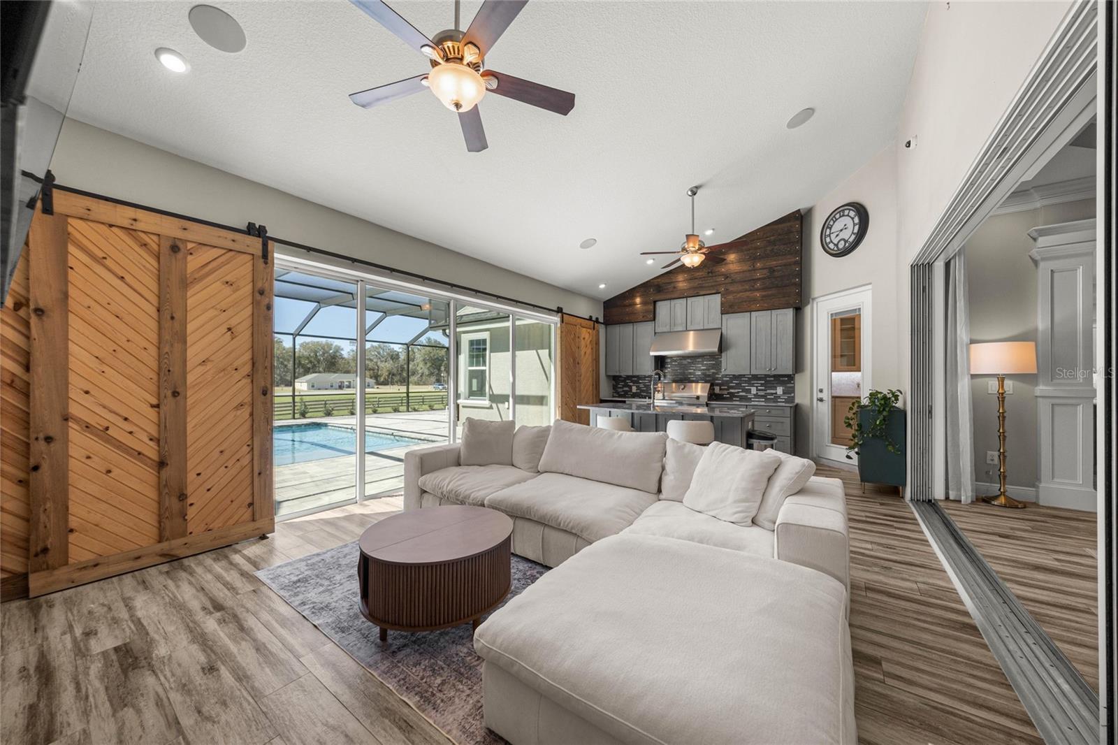 Image 49 of 64 For 1873 85th Loop