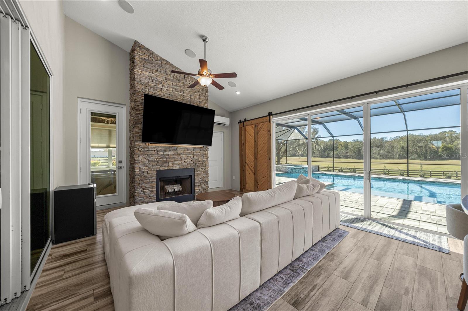 Image 50 of 64 For 1873 85th Loop