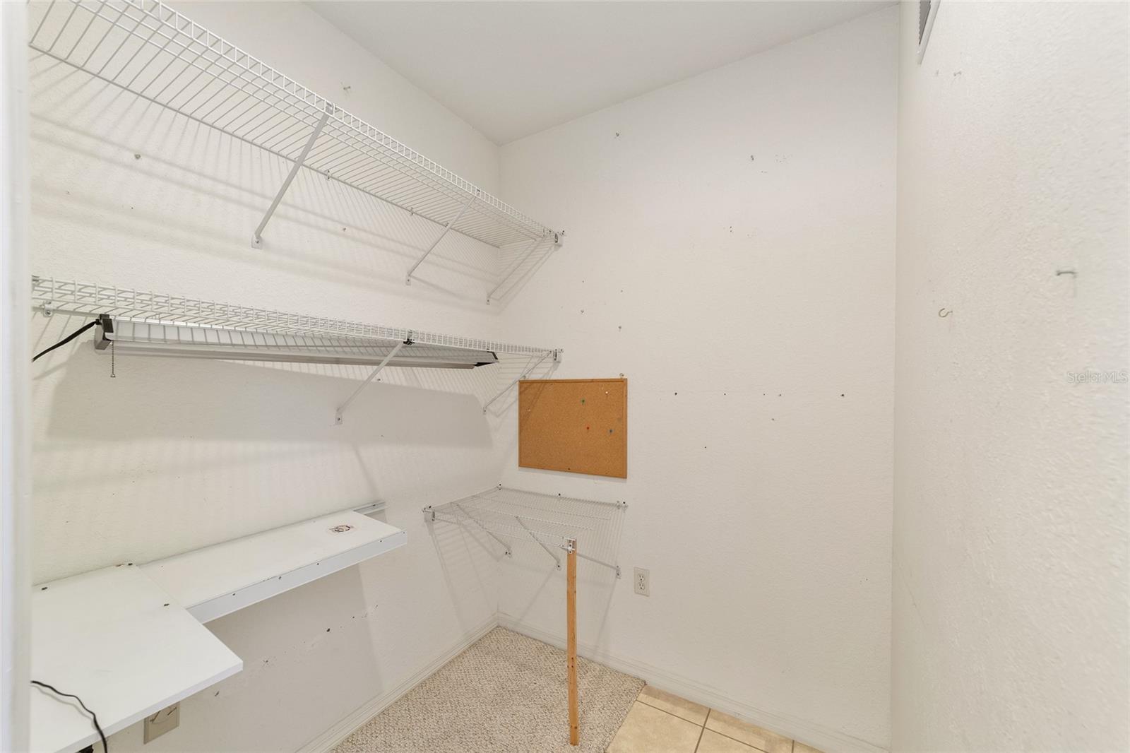 Image 32 of 53 For 19421 100th Loop