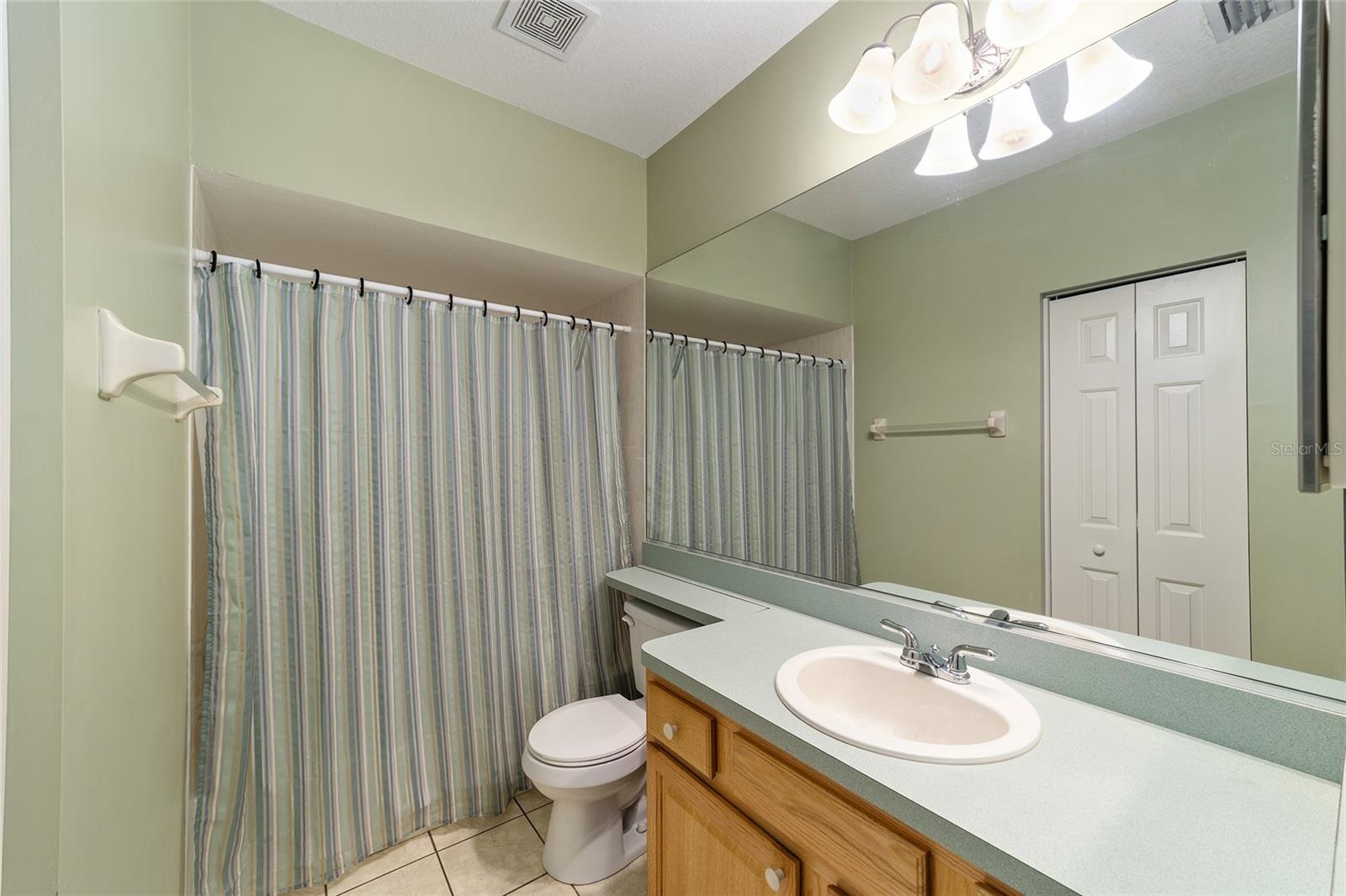 Image 35 of 53 For 19421 100th Loop