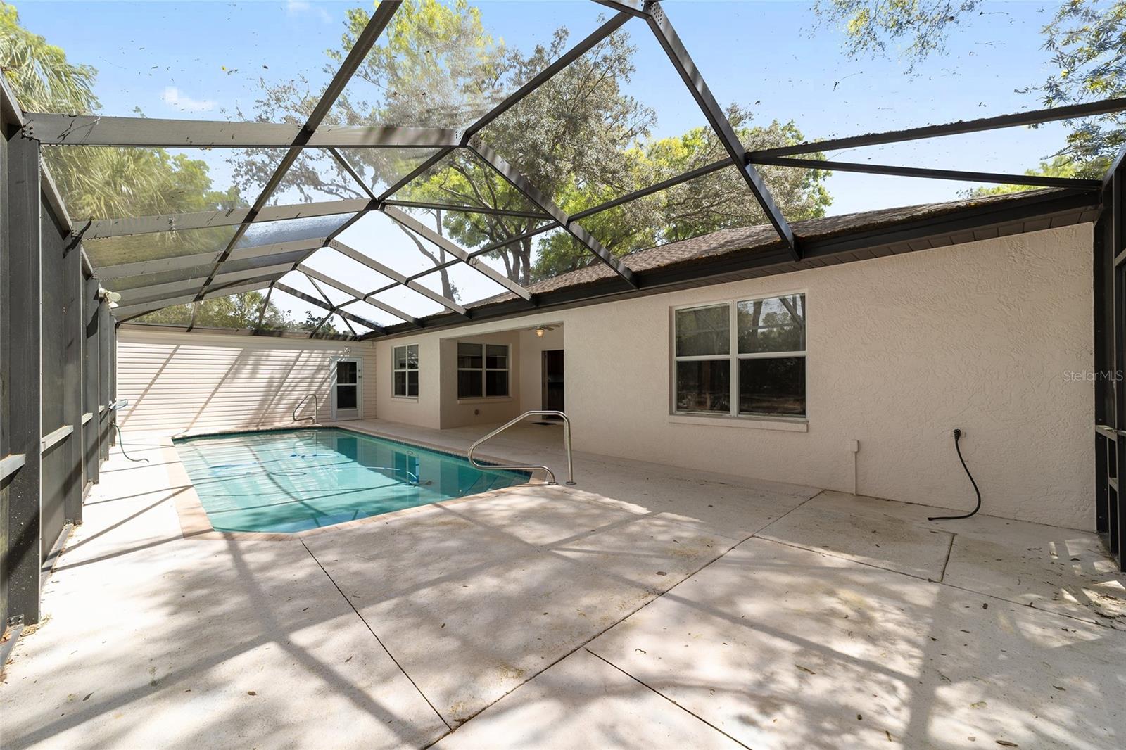 Image 42 of 53 For 19421 100th Loop