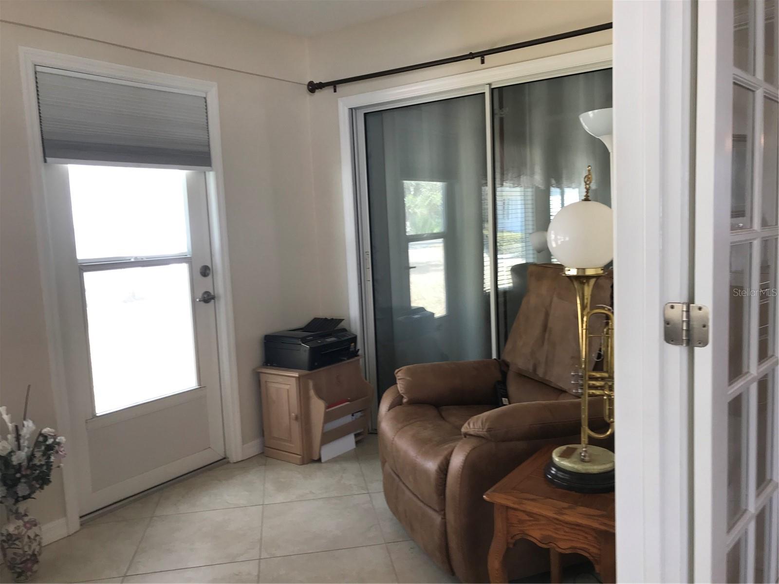 Image 14 of 32 For 13338 111th Circle