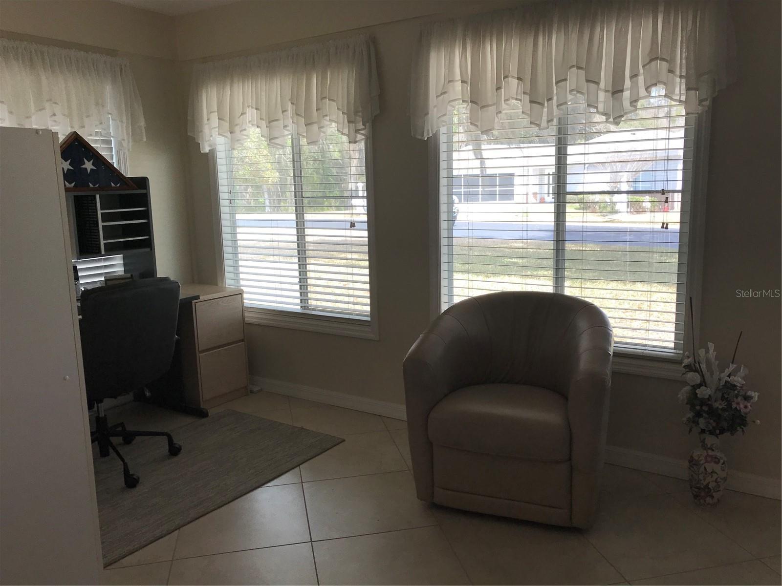 Image 15 of 32 For 13338 111th Circle