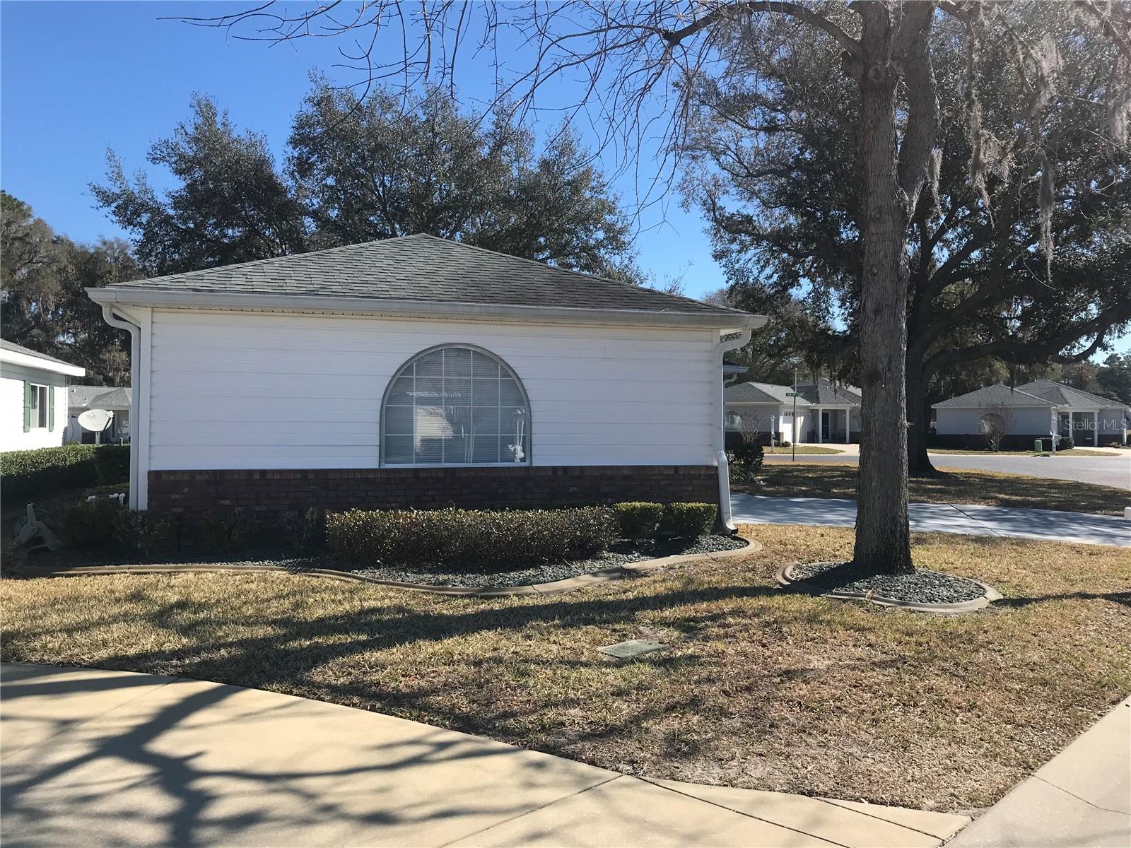 Image 4 of 32 For 13338 111th Circle