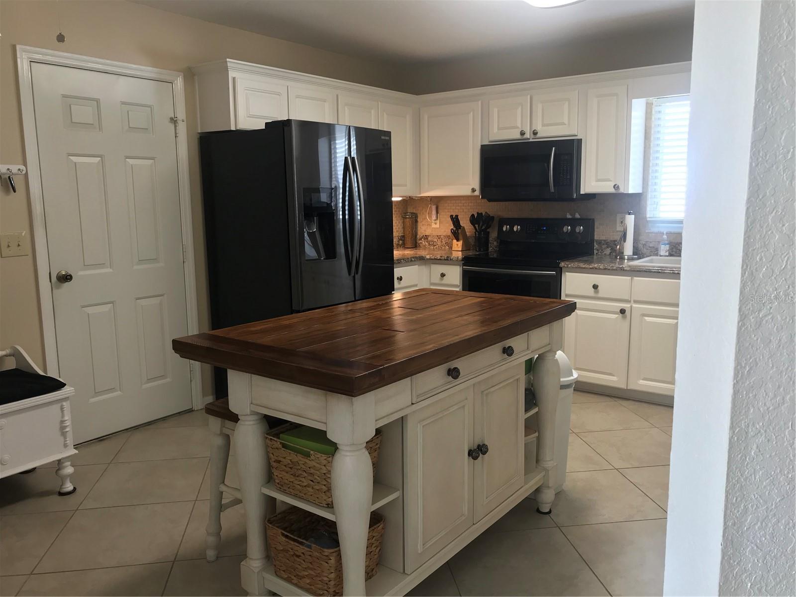 Image 7 of 32 For 13338 111th Circle