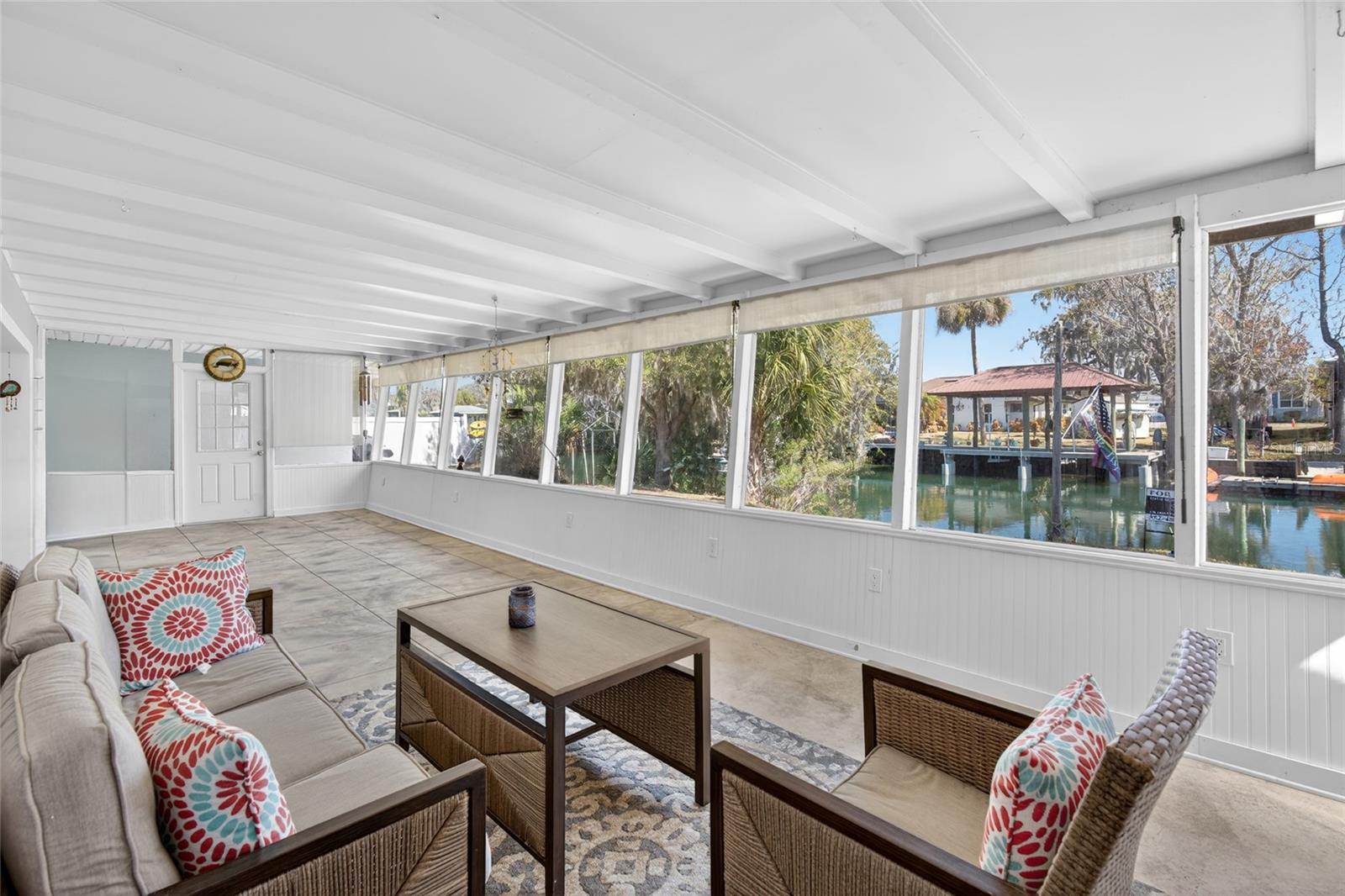 Image 14 of 41 For 1115 Kingsbay Drive