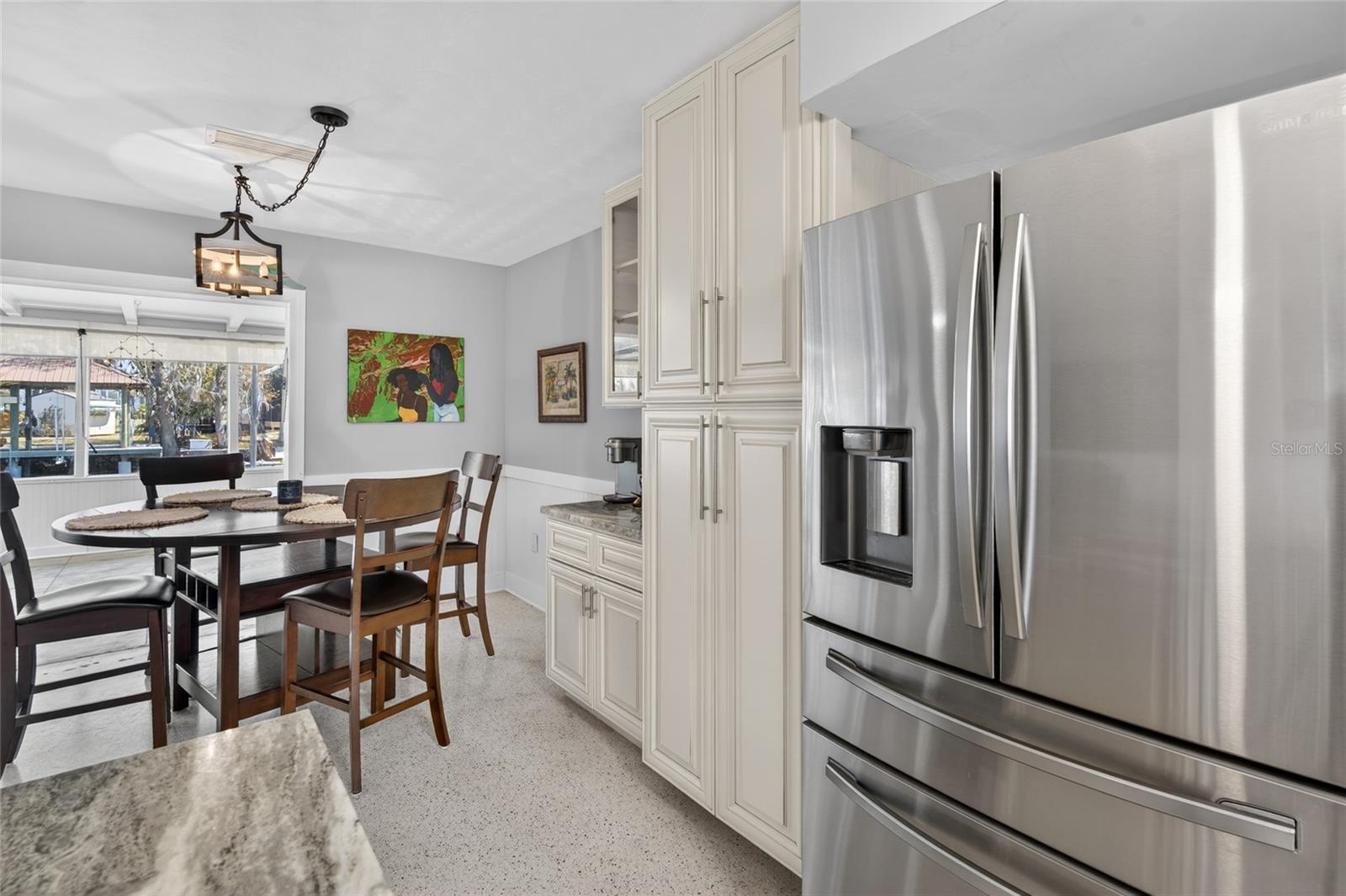 Image 8 of 41 For 1115 Kingsbay Drive